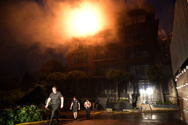 A fire rages inside a building damaged in a massive Russian combined attack in Kyiv’s Pecherskyi district, Kyiv, Ukraine, on June 15, 2026. The Russian army launched a large-scale assault on the Ukrainian capital with missiles and strike drones, killing four people and injuring 28, including children and a pregnant woman. At least 140,000 consumers were left without electricity due to damage to power grids. Residential buildings, the Kyiv Pechersk Lavra, the Mystetskyi Arsenal Museum Complex, the Dovzhenko Film Studio, and the building of the High Anti-Corruption Court sustained damage. (Photo by Danylo Antoniuk Ukrinform) Aftermath of Russian combine attack in Kyiv s Pecherskyi district  Copyright: xDanyloxAntoniukx