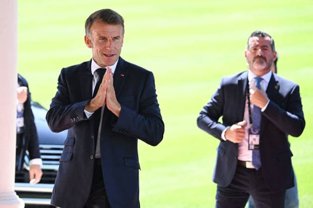 Le président Emmanuel Macron Arrivées des chefs détats et de gouvernement au sommet du G7 à Evian le 15 juin 2026 Jeanne Accorsini Bestimage Arrival of heads of state and government at the G7 summit in Evian on June 15, 2026 Evian France  Copyright: xJeannexAccorsinix xPoolx xBestimagexJeannexAccorsinix xPoolx xBestimagex