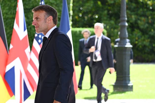 Le président Emmanuel Macron Arrivées des chefs détats et de gouvernement au sommet du G7 à Evian le 15 juin 2026 Jeanne Accorsini Bestimage Arrival of heads of state and government at the G7 summit in Evian on June 15, 2026 Evian France  Copyright: xJeannexAccorsinix xPoolx xBestimagexJeannexAccorsinix xPoolx xBestimagex