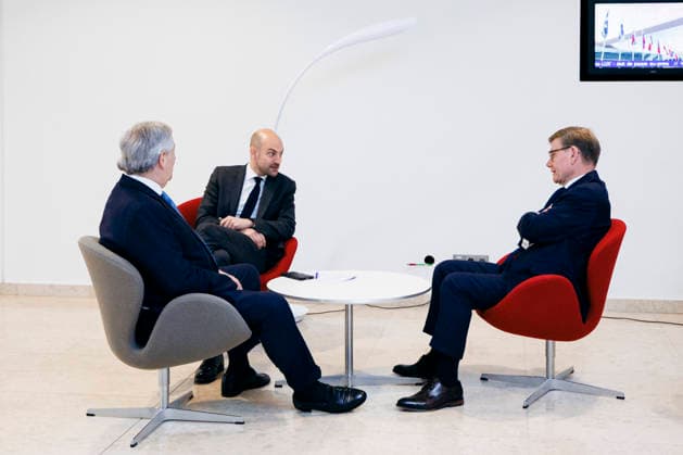 Johann Wadephul (CDU), Bundesaussenminister, trifft Antonio Tajani, Aussenminister und Stellvertretender Ministerpraesident von Italien und Jean-NoÃ«l Barrot, Franzoesischer Aussenminister zu einem Gespraech am Rande des Rat fuer Auswaertige Angelegenheiten (RfAB) in Luxemburg. 15.06.2026. Fotografiert im Auftrag des Auswaertigen Amtes (AA) Luxemburg Luxemburg *** Johann Wadephul CDU , Federal Foreign Minister, meets Antonio Tajani, Foreign Minister and Deputy Prime Minister of Italy and Jean Noël Barrot, French Foreign Minister for a discussion on the sidelines of the Foreign Affairs Council RfAB in Luxembourg 15 06 2026 Photographed on behalf of the Federal Foreign Office AA Luxembourg Luxembourg Copyright: xFelixxZahnx