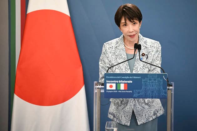 June 15, 2026, Rome, Italy: Japanese Prime Minister Sanae Takaichi delivers declarations to the press during her meeting with Italian Premier Meloni (not pictured) at Villa Pamphilij in Rome, Italy, 15 June 2026. ANSA RICCARDO ANTIMIANI. Rome Italy  - ZUMAa110 20260615_zaf_a110_016 Copyright: xRiccardoxAntimianix