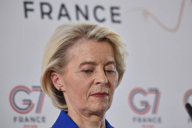 Évian-les-Bains, Frankreich, 15.06.2026: Hotel Ermitage: G7-Gipfel: Pressekonferenz mit EU-Kommissionspräsidentin Ursula von der Leyen *** Évian-les-Bains, France, June 15, 2026 Hotel Ermitage G7 Summit Press Conference with European Commission President Ursula von der Leyen,detected_source_language Copyright: xdtsxNachrichtenagenturx dts_123043