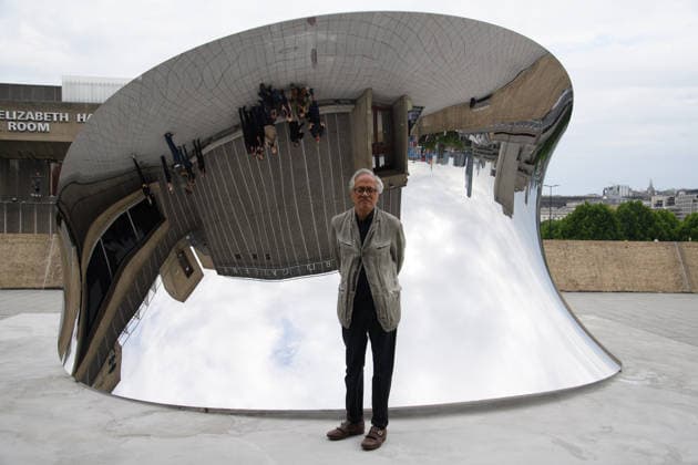 Anish Kapoor Photocall at Hayward Gallery, London, UK Artist Anish Kapoor with his work Tsunami as part of an exhibition by Anish Kapoor at Hayward Gallery, London, England, UK on Monday 15 June, 2026 which runs from Tue 16 June 2026 to Sun 18 October 2026., Credit:Justin Ng Avalon UK, England, London, Hayward Gallery  Copyright: xJustinxNgx xAvalonx 1110355580
