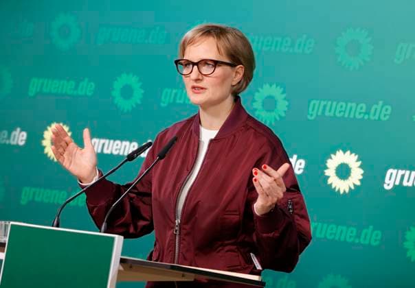 Deutschland, Berlin, Pressekonferenz mit Franziska Brantner, Bundesvorsitzende von BÜNDNIS 90 DIE GRÜNEN *** Germany, Berlin, Press conference with Franziska Brantner, Federal Chair of BÜNDNIS 90 The Greens ,detected_source_language