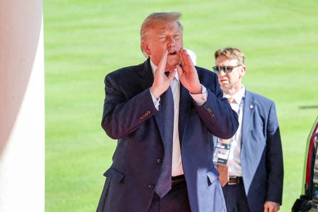 U.S. President Donald Trump arrives at the Hotel Royal, Evian Resort, for the G7 Leaders Summit in Évian-les-Bains, France, on June 15, 2026 Dominique Jacovides Bestimage U.S. President Donald Trump arrives for the G7 Leaders Summit at the Hotel Royal, Evian Resort in Evian-les-Bains, France, on June 15, 2026 Evian-les-Bains France,detected_source_language  Copyright: xDOMINIQUExJACOVIDESx xBESTIMAGExDOMINIQUExJACOVIDESx xBESTIMAGEx