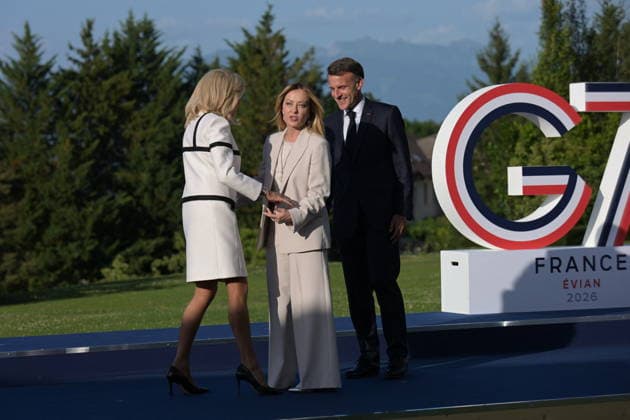 RECORD DATE NOT STATED G7 Summit - Welcoming Ceremony By President Macron And Wife Italian Prime Minister, Giorgia Meloni at the official welcoming ceremony hosted by French President Emmanuel Macron and his wife and first lady, Brigitte Macron during G7 Summit at the Hotel Royal in Evian-les-Bains, France on June 15, 2026. A G7 summit is set to take place June 15 to 17 in the French town of Evian-les-Bains near Switzerland and it will be attended by country leaders as well as the EU s foreign policy chief and ministers from Brazil, Canada, the United Arab Emirates and Turkey. Photo by Ammar Abd Rabbo ABACAPRESS.COM Evian-les-Bains France  Copyright: xAbdxRabboxAmmar ABACAx