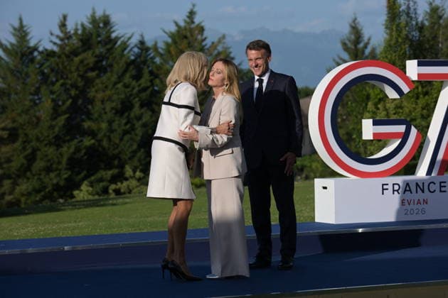 RECORD DATE NOT STATED G7 Summit - Welcoming Ceremony By President Macron And Wife Italian Prime Minister, Giorgia Meloni at the official welcoming ceremony hosted by French President Emmanuel Macron and his wife and first lady, Brigitte Macron during G7 Summit at the Hotel Royal in Evian-les-Bains, France on June 15, 2026. A G7 summit is set to take place June 15 to 17 in the French town of Evian-les-Bains near Switzerland and it will be attended by country leaders as well as the EU s foreign policy chief and ministers from Brazil, Canada, the United Arab Emirates and Turkey. Photo by Ammar Abd Rabbo ABACAPRESS.COM Evian-les-Bains France  Copyright: xAbdxRabboxAmmar ABACAx