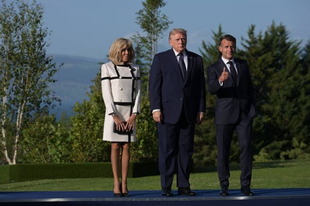 RECORD DATE NOT STATED G7 Summit - Welcoming Ceremony By President Macron And Wife U.S. President Donald Trump at the official welcoming ceremony hosted by French President Emmanuel Macron and his wife First Lady of France, Brigitte Macron during G7 Summit at the Hotel Royal in Evian-les-Bains, France on June 15, 2026. A G7 summit is set to take place June 15 to 17 in the French town of Evian-les-Bains near Switzerland and it will be attended by country leaders as well as the EU s foreign policy chief and ministers from Brazil, Canada, the United Arab Emirates and Turkey. Photo by Ammar Abd Rabbo ABACAPRESS.COM Evian-les-Bains France  Copyright: xAbdxRabboxAmmar ABACAx