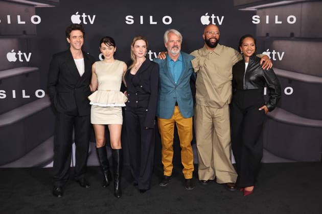 LOS ANGELES, CALIFORNIA - JUNE 15: Ashley Zukerman, Jessica Henwick, Rebecca Ferguson, Graham Yost, Common and Alexandria Riley at Apple TV+ s Silo Season 3 Photo Call at Four Seasons Hotel Los Angeles at Beverly Hills on June 15, 2026 in Los Angeles, California. Credit: USA  - ZUMAa123 20260615_zaa_a123_056 Copyright: xAdMediax