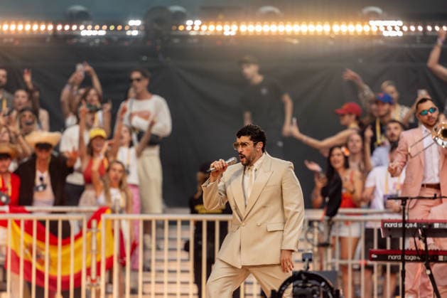 Bad Bunnys Final Concert at the Riyadh Air Metropolitano Stadium in Madrid Singer Bad Bunny performs during his final concert at the Riyadh Air Metropolitano Stadium on June 15, 2026, in Madrid, Spain. The Puerto Rican artist has performed ten concerts in the capital between May 30 and June 15 as part of his ‘DeBÍ TiRAR MáS FOToS World Tour’ in Spain,detected_source_language  Copyright: xRicardoxRubiox 7600118