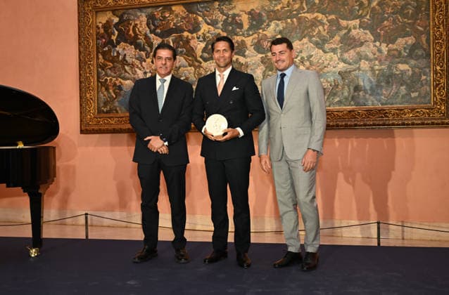 SIE, Spain Is Excellence, is hosting the 2026 SIE Awards Iker Casillas and Fernando Verdasco at the 2026 SIE Awards ceremony, held at the Thyssen-Bornemisza National Museum on June 15, 2026, in Madrid, Spain. The event brings together leading figures from tourism, culture, gastronomy, fashion, sports, and Spanish business for an evening designed to recognize companies, institutions, and professionals who contribute to positioning Spain as an international benchmark for excellence in tourism. PEOPLE AWARDS Madrid Madrid Spain,detected_source_language  Copyright: xOscarxOrtizx 7600265