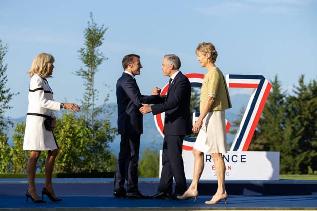 (260615) -- EVIAN, June 15, 2026 -- French President Emmanuel Macron (2nd L) welcomes Canadian Prime Minister Mark Carney (2nd R) during the G7 summit in Evian, France, June 15, 2026. The Group of Seven (G7) summit kicked off on Monday in Evian, a town in eastern France, against the backdrop of massive demonstration. ( Handout via Xinhua) FRANCE-EVIAN-G7 SUMMIT-KICK OFF FrenchxMinistryxofxEuropexandxForeignxAffairs 