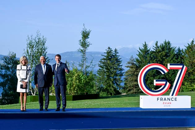 France s President Emmanuel Macron (R), his wife Brigitte Macron (L) greets European Council President Antonio Costa during the official greeting as part of the G7 summit, in Evian, eastern France, on June 15, 2026. A G7 summit is set to take place June 15 to 17 in the French town of Evian-les-Bains near Switzerland and it will be attended by country leaders as well as the EU s foreign policy chief and ministers from Brazil, Canada, the United Arab Emirates and Turkey.  FRN2026061506 EuropeanxUnion