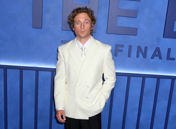 FX s The Bear Final Family Meal Event Jeremy Allen White attending FX s The Bear Final Family Meal Event held at Nine Orchard on June 15, 2026 in New York City, NY New York City Nine Orchard NY USA Copyright: xStevenxBergman AFF-USA.COMx