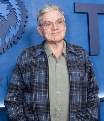 June 15, 2026, Bronx, New York, USA: Oliver Platt attends premiere of FX s The Bear Final Family Meal Event at Nine Orchard in New York, NY on June 15, 2026. Bronx USA - ZUMAr339 20260615_znp_r339_046 Copyright: xLevxRadinx