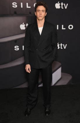 Apple TV s Silo Season 3 Photocall - Paris Ashley Zukerman, At The Apple TV s Silo Season 3 Photo Call At The Four Seasons Hotel Los Angeles at Beverly Hills In Los Angeles CA, USA on June 15 , 2026. Photo by Fati S ABACAPRESS.COM Los Angeles CA United States  Copyright: xFatixSadou ABACAPRESS.COMx
