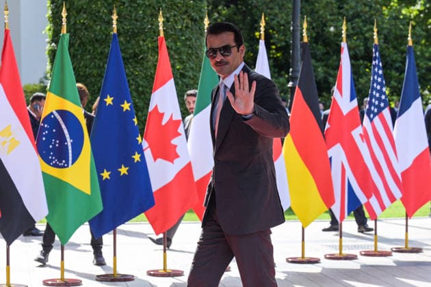G7 Summit - Emir of Qatar Arrival Emir of Qatar, Sheikh Tamim bin Hamad Al Thani arrives to the Hotel Royal during the G7 summit, in Evian, eastern France, on June 16, 2026. A G7 summit is set to take place June 15 to 17 in the French town of Evian-les-Bains near Switzerland and it will be attended by country leaders as well as the EU s foreign policy chief and ministers from Brazil, Canada, the United Arab Emirates and Turkey. Photo by Ammar Abd Rabbo ABACAPRESS.COM Evian France  Copyright: xAbdxRabboxAmmar ABACAx