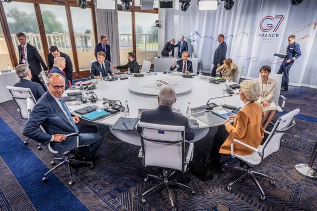 Évian-les-Bains, Frankreich, 16.06.2026: Hotel Royal: G7-Gipfel: Erste Arbeitssitzung *** Évian-les-Bains, France, June 16, 2026 Hotel Royal G7 Summit First Working Session,detected_source_language Copyright: xMichaelxKappeler,xPool dtsxNachrichtenagenturx dts_123234