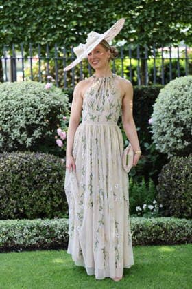 . 16 06 2026. Ascot , United Kingdom. Racegoers arriving for the opening day of Royal Ascot, United Kingdom.  xStephenxLockx xi-Imagesx IIM-26833-0019