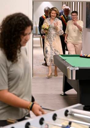 The Queen Visits The Zeepreventorium In De Haan DE HAAN, BELGIUM - JUNE 16 : Queen Mathilde visits the Zeepreventorium in De Haan. This pediatric rehabilitation center, which is celebrating its 100th anniversary this year, specializes in caring for children and adolescents with chronic conditions such as mucoviscidoses and obesity. It offers both outpatient and residential programs based on a multidisciplinary approach that includes medical care, psychosocial support, dietary guidance, and education. The Zeepreventorium is located by the sea and features two new studios for.During her visit, the Queen will focus in particular on conditions that are becoming increasingly common among young people and that require a multidisciplinary approa  Copyright: xBertxVanxDenxBrouckex