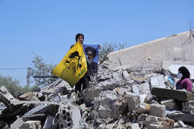 Aftermath of Israeli attacks visible in Lebanon s Sahmar following U.S.-Iran deal SAHMAR, LEBANON - JUNE 16: Residents inspect damage to a Husseiniya and nearby civilian buildings in the town of Sahmar in Lebanon s Bekaa Valley on June 16, 2026. The destruction caused by Israeli strikes is seen following the agreement reached between the United States and Iran, as residents return to the area. Ramiz Dallah Anadolu Sahmar Lebanon. Editorial use only. Please get in touch for any other usage.  Copyright: x2026xAnadoluxRamizxDallahx