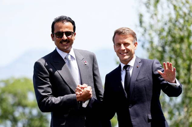 G7 Summit - Macron Welcomes Emir of Qatar French President Emmanuel Macron hosts Qatari Emir Cheikh Tamim ben Hamad al-Thani for an official meeting before a working lunch during the G7 summit in Evian-les-Bains, France on June 16, 2026, as the summit takes place from June 15 to 17. Photo by Dominique Jacovides Pool ABACAPRESS.COM Evian France  Copyright: xJacovidesxDominique Pool ABACAx