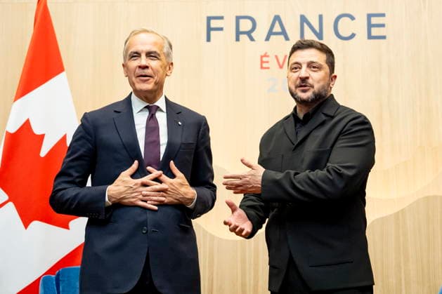 June 16, 2026, Evian-Les-Bains, France: Le premier ministre canadien, Mark Carney, rencontre Volodymyr Zelensky, pro sident de l Ukraine, lors du Sommet du G7 o o°vian-les-Bains, en France, le mardi 16 juin 2026. LA PRESSE CANADIENNE Evian-Les-Bains France  - ZUMAc35_ 20260616_zaf_c35_027 Copyright: xChristopherxKatsarovx