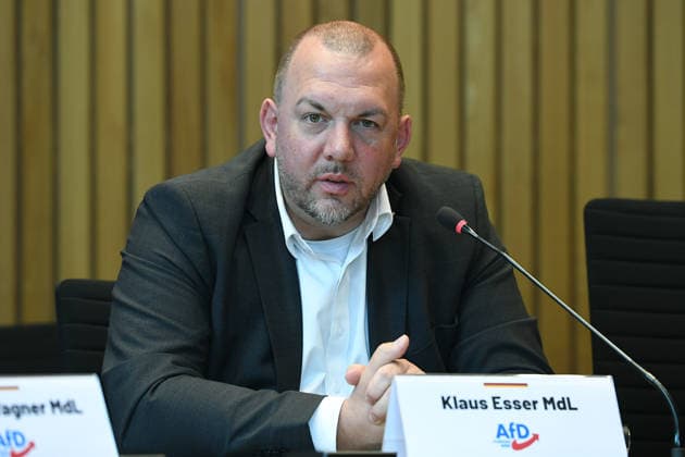 Pressekonferenz der AfD-Fraktion NRW am 16.06.2026 im Landtag in Düsseldorf Klaus Esser ( Fraktionsmitglied AfD NRW ) *** Press conference of the AfD parliamentary group in North Rhine-Westphalia on June 16, 2026, at the state parliament in Düsseldorf; Klaus Esser, member of the AfD parliamentary group in North Rhine-Westphalia,detected_source_language xRx