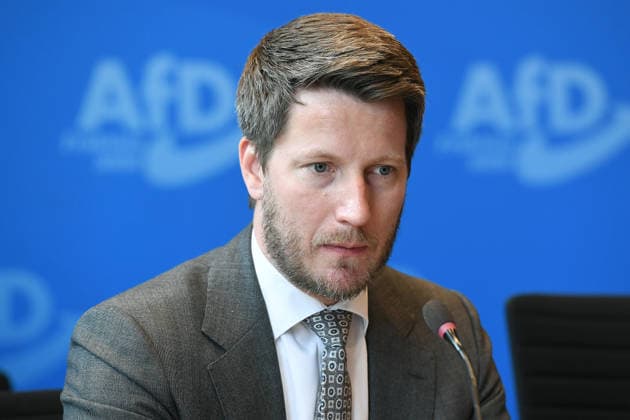 Pressekonferenz der AfD-Fraktion NRW am 16.06.2026 im Landtag in Düsseldorf Dr. Martin Vincentz ( Landessprecher Fraktionsvorsitzender AfD NRW ) *** Press conference of the AfD parliamentary group in North Rhine-Westphalia on June 16, 2026, at the state parliament in Düsseldorf; Dr. Martin Vincentz, State Spokesperson and Chair of the AfD Parliamentary Group in North Rhine-Westphalia,detected_source_language xRx