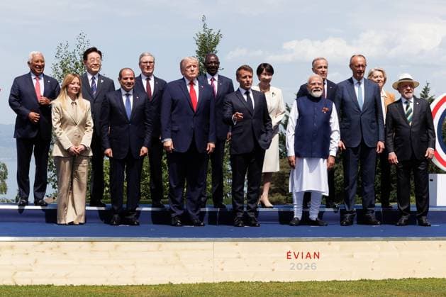 G7 SUMMIT PHOTO PQR LE DAUPHINE Grégory YETCHMENIZA Évian-les-Bains June 16, 2026 Évian-les-Bains, Haute-Savoie, June 15 POOL Le Dauphiné Libéré Group photo by Grégory Yetchmeniza Le Dauphiné Libéré Evian, France, June 16, 2026 G7 summit Évian-les-Bains, Haute-Savoie, Rhône-Alpes, France,detected_source_language  Copyright: xPHOTOPQR LExDAUPHINE MAXPPPxGrégoryxYETCHMENIZAx 20260616JDL6785 20260616JDL6785