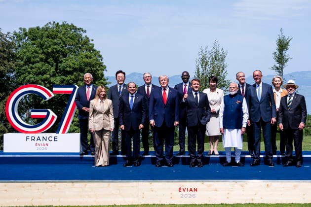 June 16, 2026, Evian-Les-Bains, France: Pictured in the back row from left to right; President of the European Council Antonio Costa, President of South Korea Lee Jae Myung, British Prime Minister Keir Starmer, President of Kenya William Ruto, Prime Minister of Japan Sanae Takaichi, Prime Minister of Canada Mark Carney, President of the European Commission Ursula von der Leyen, front row from left to right; Prime Minister of Italy Giorgia Meloni, President of Egypt Abdel Fattah el-Sisi, U.S. President Donald Trump, President of France Emmanuel Macron, Prime Minister of India Narendra Modi, Chancelor of Germany Friedrich Merz, and President of Brazil Lula da Silva pose for a photograph ..during the G7 summit in Evian-les-Bains, France, on T  - ZUMAc35_ 20260616_zaf_c35_034 Copyright: xChristopherxKatsarovx