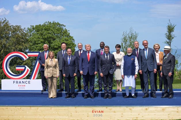 G7 Summit - Family Photograph - Evian (From L) European Council President Antonio Costa, Italy s Prime Minister Giorgia Meloni, South Korea s President Lee Jae-myung, Egypt s President Abdel Fattah El-Sisi, Britain s Prime Minister Keir Starmer, US President Donald Trump, Kenya s President William Ruto, France s President Emmanuel Macron, Japan s Prime Minister Sanae Takaichi, India s Prime Minister Narendra Modi, Canada s Prime Minister Mark Carney, Germany s Chancellor Friedrich Merz, European Commission President Ursula von der Leyen and Brazilian politician Luiz Inacio Lula Da Silva pose for a family photograph during the G7 summit, in Evian, eastern France, on June 16, 2026. A G7 summit is set to take place June 15 to 17 in the French  Copyright: xAbdxRabboxAmmar ABACAx