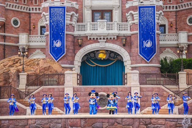 SHANGHAI, CHINA - JUNE 16: A ceremony is held to celebrate the 10th anniversary of Shanghai Disney Resort on June 16, 2026 in Shanghai, China. The theme park has received over 100 million visits since its opening.  Copyright: xVCGx 111648625123