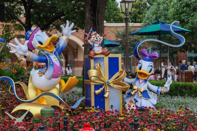 SHANGHAI, CHINA - JUNE 16: A general view shows a sculpture themed for the 10th anniversary on June 16, 2026 in Shanghai, China. Shanghai Disney Resort has received over 100 million visits since its opening.  Copyright: xVCGx 111648625159