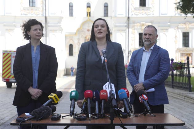 Director General of the Mystetskyi Arsenal National Cultural, Art and Museum Complex Olesia Ostrovska-Liuta, Deputy Prime Minister for Humanitarian Policy of Ukraine and Minister of Culture of Ukraine Tetiana Berezhna and Director General of the Kyiv Pechersk Lavra National Preserve Maksym Ostapenko (L to R) hold a briefing on the consequences of the Russian attack on cultural heritage sites at the Kyiv Pechersk Lavra National Preserve, Kyiv, Ukraine, June 16, 2026. During the briefing, speakers presented the first results of the damage assessment, outlined the losses, priority measures to eliminate the consequences, and further steps to restore the affected facilities. On the night of June 15, Russian troops launched a massive combined str  Copyright: xYuliiaxOvsiannikovax