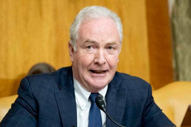 June 16, 2026, Washington, District Of Columbia, USA: U.S. Senator CHRIS VAN HOLLEN (D-MD) speaking at a hearing of the Senate Budget committee at the U.S. Capitol in Washington, D.C. Washington USA  - ZUMAb161 20260616_aap_b161_027 Copyright: xMichaelxBrochsteinx