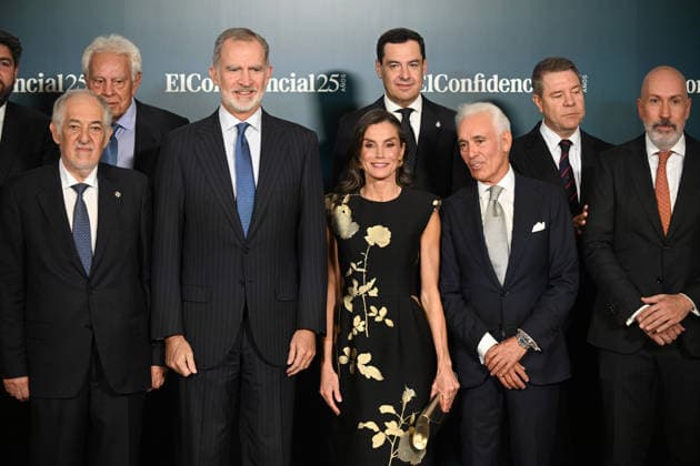 El Confidencial presents its Investigative Journalism Awards to mark the publication’s 25th anniversary. Felipe González, Juama Moreno, Emilio García Page, Nacho Cardero, and King Felipe and Queen Letizia attended the Investigative Journalism Awards ceremony on the occasion of El Confidencial’s 25th anniversary, on June 16, 2026, in Madrid, Spain. JUNE 16, 2026 José Espana,detected_source_language  Copyright: xJosÃ xOlivax 7602027