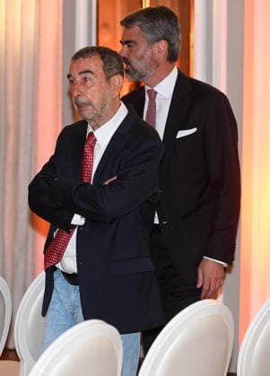 El Confidencial presents its Investigative Journalism Awards to mark the publication’s 25th anniversary. José Luis Garci and Luis Enríquez during the Investigative Journalism Awards ceremony on the occasion of El Confidencial’s 25th anniversary, on June 16, 2026, in Madrid, Spain, June 16, 2026, José, Spain,detected_source_language  Copyright: xJosÃ xOlivax 7602047