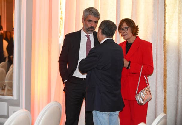 El Confidencial presents its Investigative Journalism Awards to mark the publication’s 25th anniversary. José Luis Garci and Luis Enríquez during the Investigative Journalism Awards ceremony on the occasion of El Confidencial’s 25th anniversary, on June 16, 2026, in Madrid, Spain, June 16, 2026, José, Spain,detected_source_language  Copyright: xJosÃ xOlivax 7602049