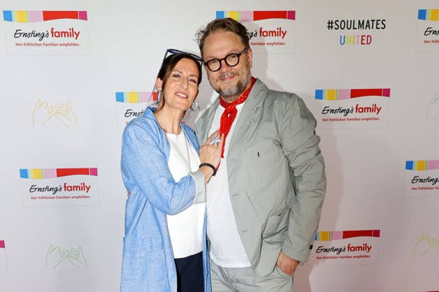 Ulrike Frank und Marc Schubring bei der Ernstings Family Fashion Show am 16.06.2026 im Empire Riverside Hotel in Hamburg Ulrike Frank and Marc Schubring attend the Ernstings Family Fashion Show at Empire Riverside Hotel on June 16, 2026 in Hamburg, Germany Ernstings Family Fashion Show 2026 in Hamburg *** Ulrike Frank and Marc Schubring at the Ernstings Family Fashion Show on June 16, 2026, at the Empire Riverside Hotel in Hamburg Ulrike Frank and Marc Schubring attend the Ernstings Family Fashion Show at the Empire Riverside Hotel on June 16, 2026 in Hamburg, Germany Ernstings Family Fashion Show 2026 in Hamburg,detected_source_language