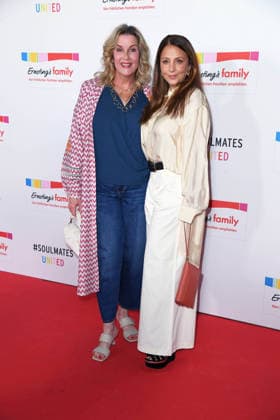Alexa Maria Surholt, Arzu Bazman bei der ERNSTING™S FAMILY FASHION SHOW HERBST WINTER 2026 im Empire Riverside Hotel in Hamburg am 16.06.2026 *** Alexa Maria Surholt and Arzu Bazman at the ERNSTING™S FAMILY FASHION SHOW FALL WINTER 2026 at the Empire Riverside Hotel in Hamburg on June 16, 2026 ,detected_source_language