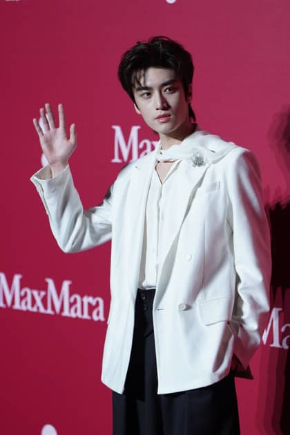 SHANGHAI, CHINA - JUNE 16: Actor Zhang Kangle attends the Max Mara Resort 2027 Show on June 16, 2026 in Shanghai, China.  Copyright: xVCGx 111648621737