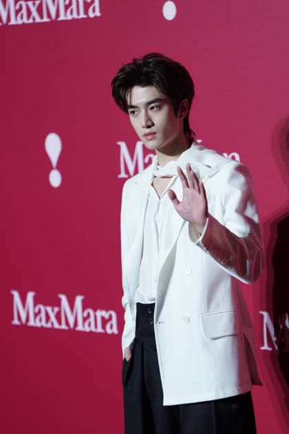 SHANGHAI, CHINA - JUNE 16: Actor Zhang Kangle attends the Max Mara Resort 2027 Show on June 16, 2026 in Shanghai, China.  Copyright: xVCGx 111648621742