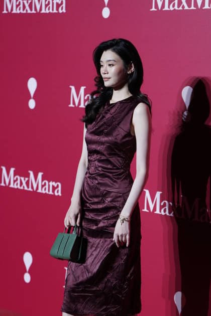 SHANGHAI, CHINA - JUNE 16: Model Ming Xi Mengyao attends the Max Mara Resort 2027 Show on June 16, 2026 in Shanghai, China.  Copyright: xVCGx 111648621724