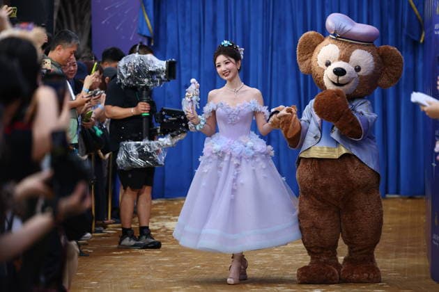 SHANGHAI, CHINA - JUNE 15: Actress Mao Xiaotong attends the special gala for the 10th anniversary celebration of Shanghai Disney Resort on June 15, 2026 in Shanghai, China. A celebration was held on June 15 to mark the 10th anniversary of Shanghai Disney Resort, which first opened to visitors on June 16, 2016.  Copyright: xVCGx 111648593024