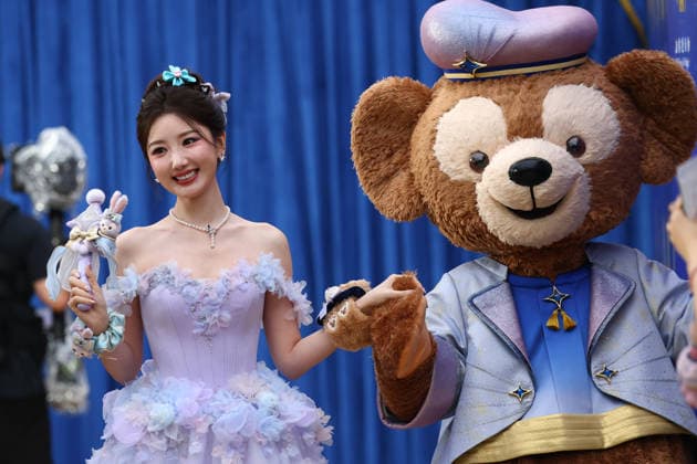 SHANGHAI, CHINA - JUNE 15: Actress Mao Xiaotong attends the special gala for the 10th anniversary celebration of Shanghai Disney Resort on June 15, 2026 in Shanghai, China. A celebration was held on June 15 to mark the 10th anniversary of Shanghai Disney Resort, which first opened to visitors on June 16, 2016.  Copyright: xVCGx 111648593027