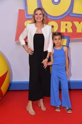 IPA85769554 - Rome, Teatro Sistina: Preview of the movie Toy Story 5. Pictured: Laura Freddi and her daughter  Copyright: xVincenzoxLandix xVincenzoxLandix 85769554