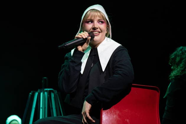 June 16, 2026, London, Lanarkshire, United Kingdom: Rebecca Lucy Taylor, known professionally as Self Esteem performs live on stage during a concert. Rebecca Lucy Taylor, also known professionally as Self Esteem, Played the first concert on opening night June 16th of London s newest live entertainment venue British Airways ARC,.Support Artist was Joshua Idehen London United Kingdom - ZUMAs197 20260616_aaa_s197_427 Copyright: xBonniexBritainx