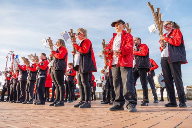 16.06.2026 - Die SPD-Landtagsfraktion von Mecklenburg-Vorpommern hatte zu einem kommunalpolitischen Abend nach Ueckermünde in die Strandhalle eingeladen. Schalmeienkapelle Altwarp spielte anschließend Seebad Ueckermünde Mecklenburg-Vorpommern Deutschland *** June 16, 2026 The SPD state parliamentary group of Mecklenburg-Western Pomerania had invited guests to an evening event on local politics at the Strandhalle in Ueckermünde. The Altwarp Shalmei Band performed afterward. Seebad Ueckermünde, Mecklenburg-Western Pomerania, Germany,detected_source_language
