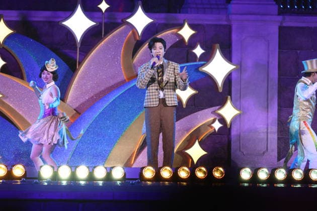 SHANGHAI, CHINA - JUNE 15: Singer Liu Yuning performs on the stage during the special gala for the 10th anniversary celebration of Shanghai Disney Resort on June 15, 2026 in Shanghai, China. A celebration was held on June 15 to mark the 10th anniversary of Shanghai Disney Resort, which first opened to visitors on June 16, 2016.  Copyright: xVCGx 111648593110